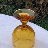 5 wine glasses in blown glass and vintage golden yellow bubble