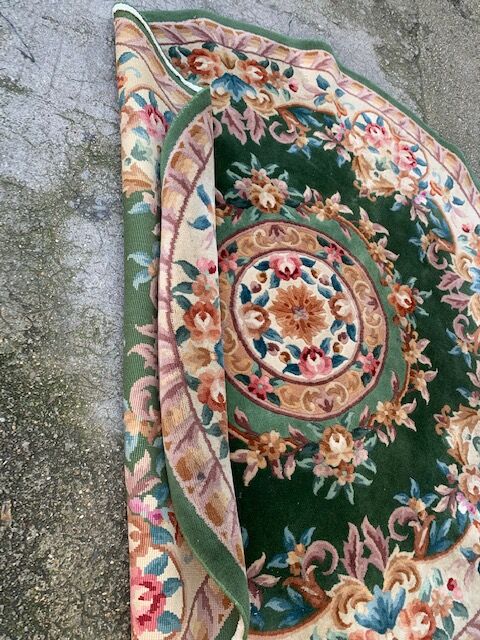Vintage round rug