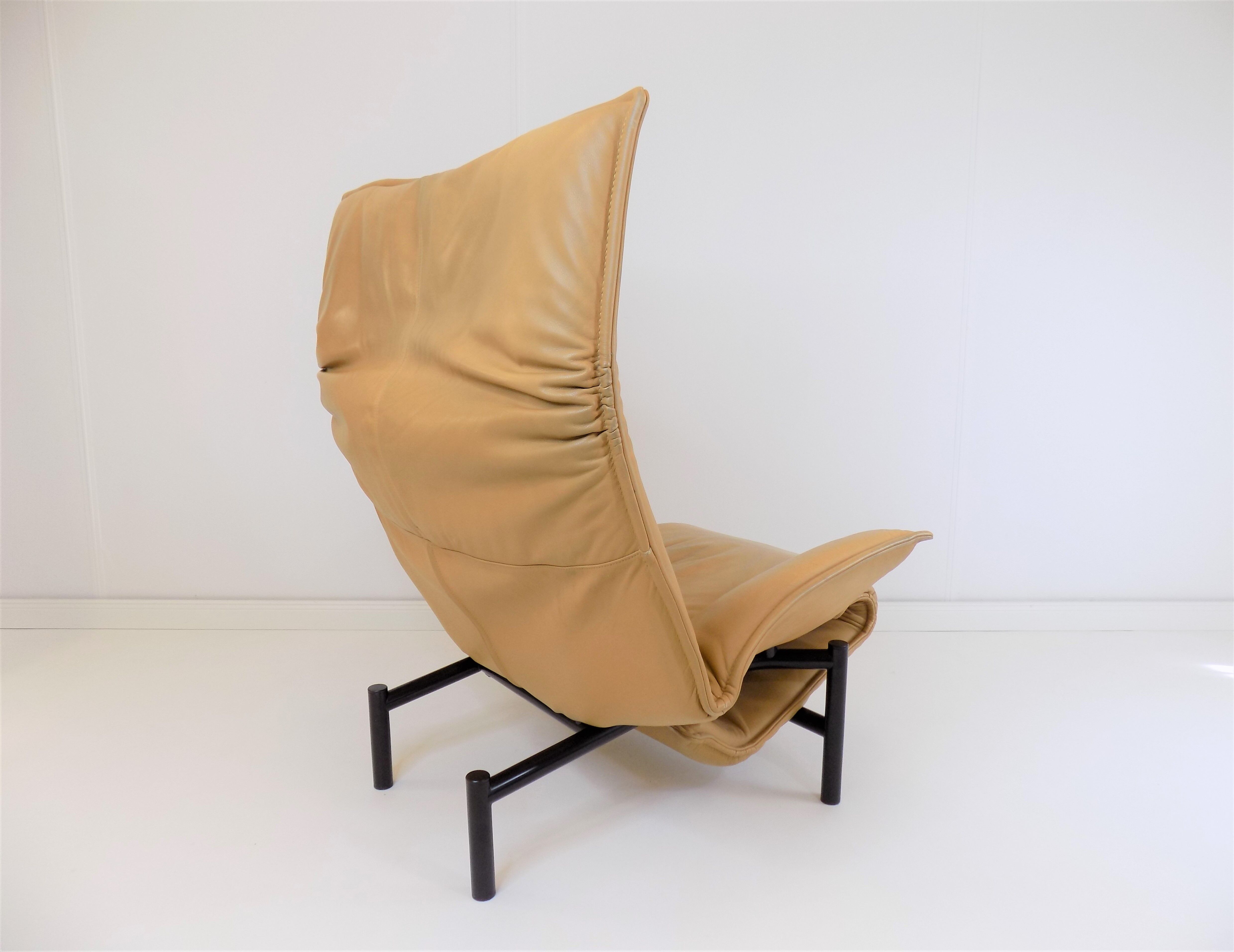 Cassina Veranda leather armchair by Vico Magistretti