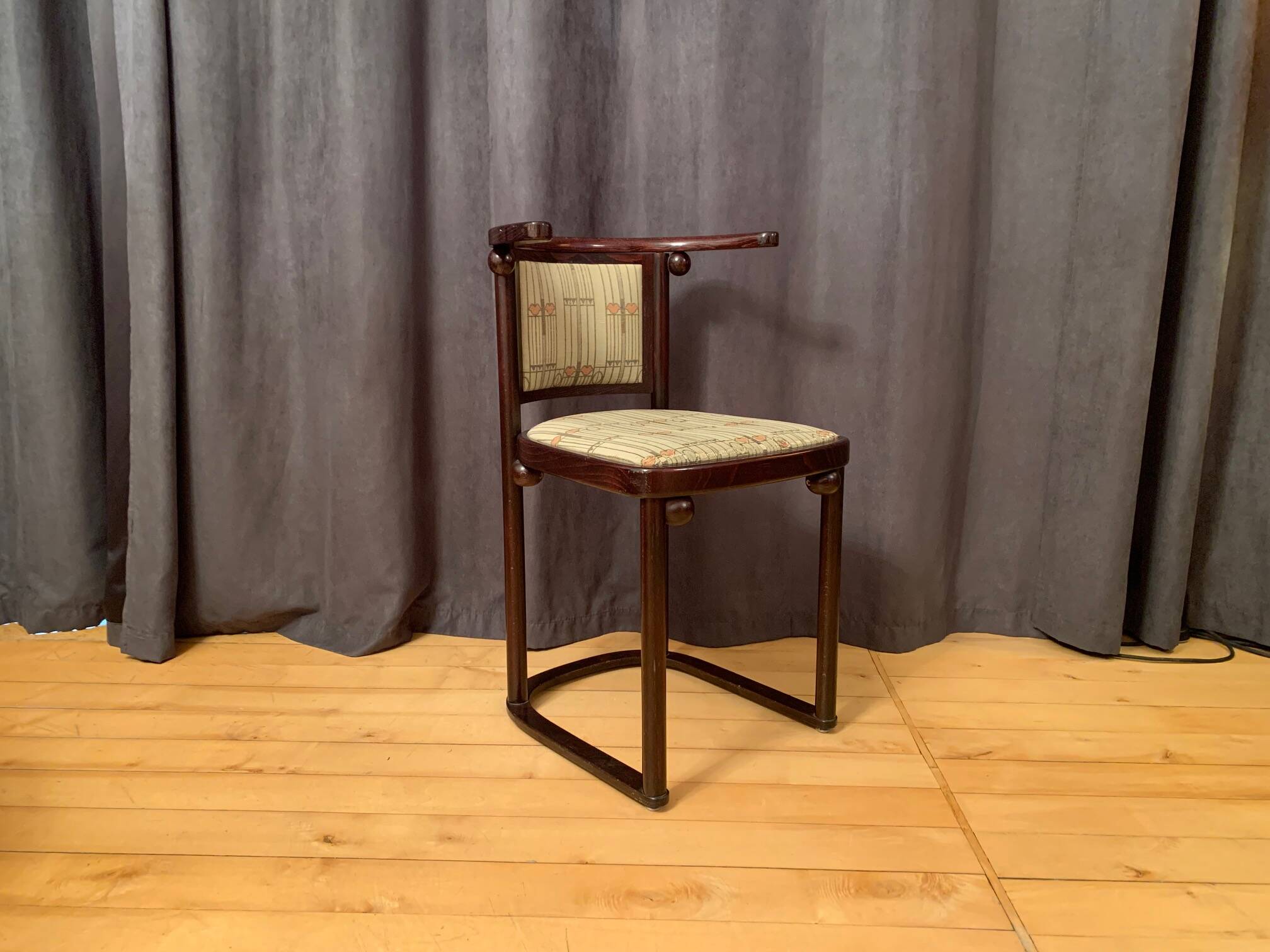 Fledermaus chair designed by Josef Hoffmann, Wittmann, Austria, 1970s.