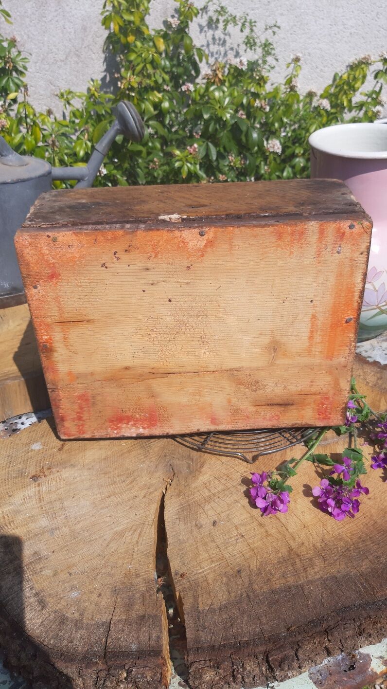 Wooden tool box