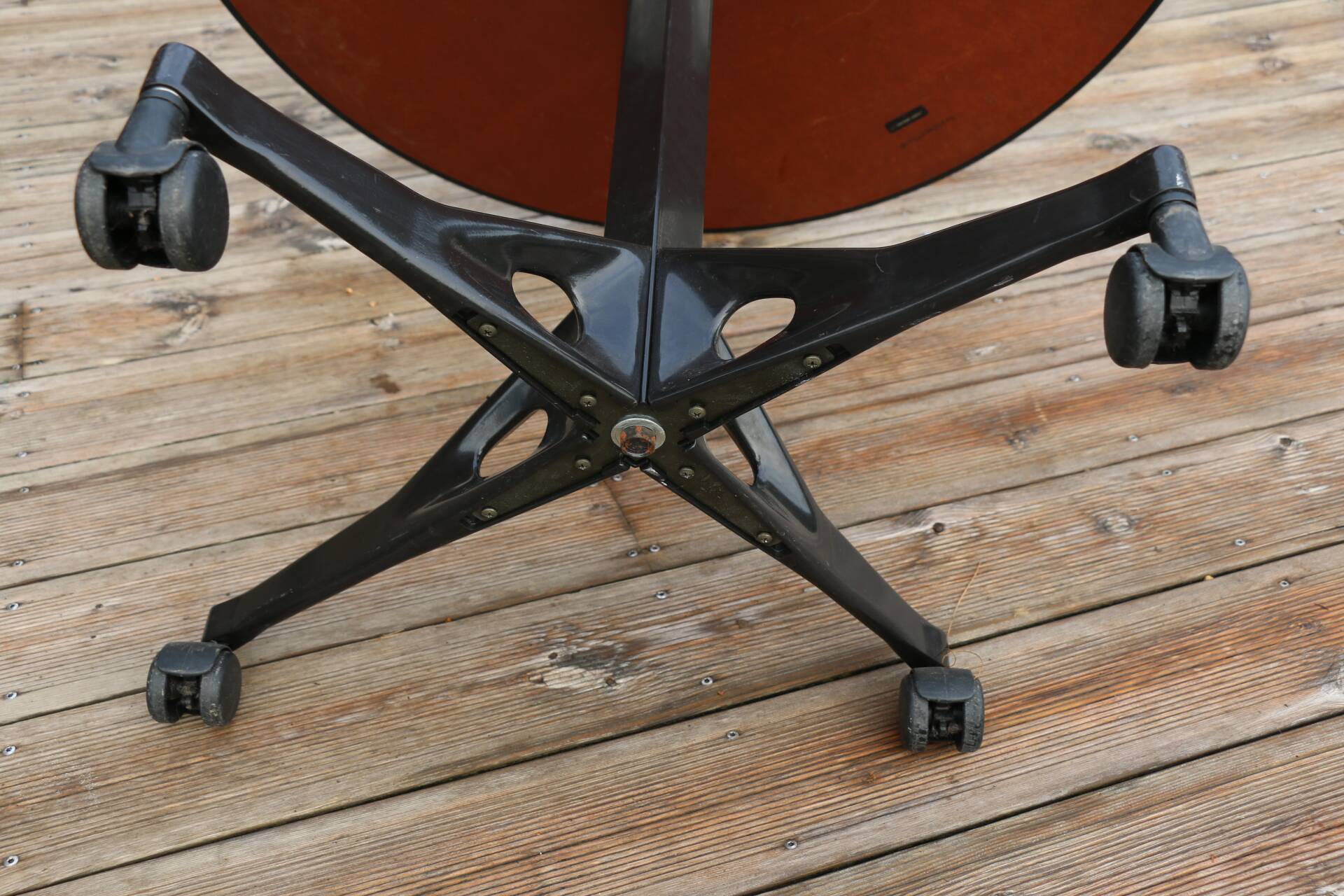 Herman Miller teardrop desk table