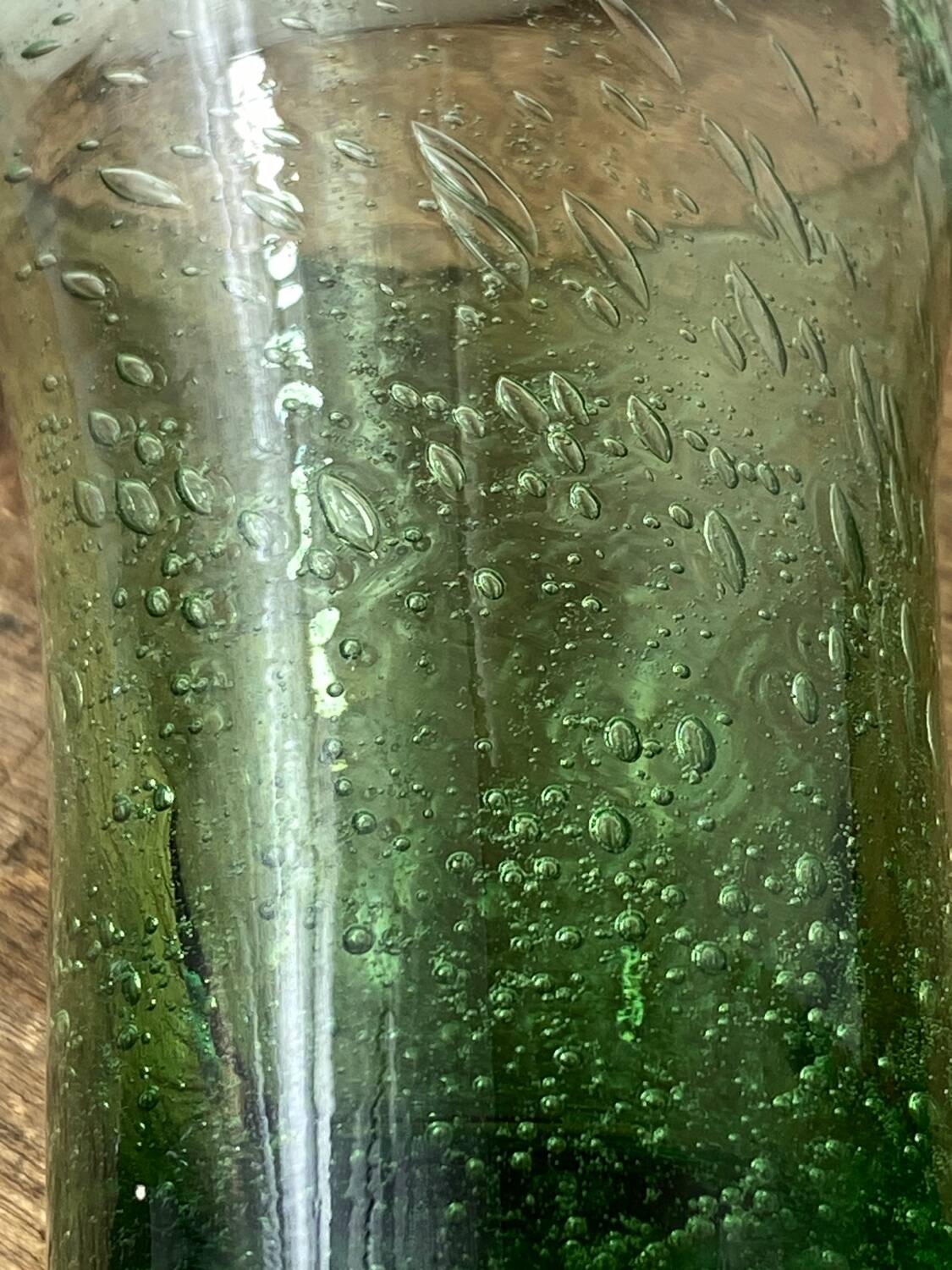 Biot bubble glass glass