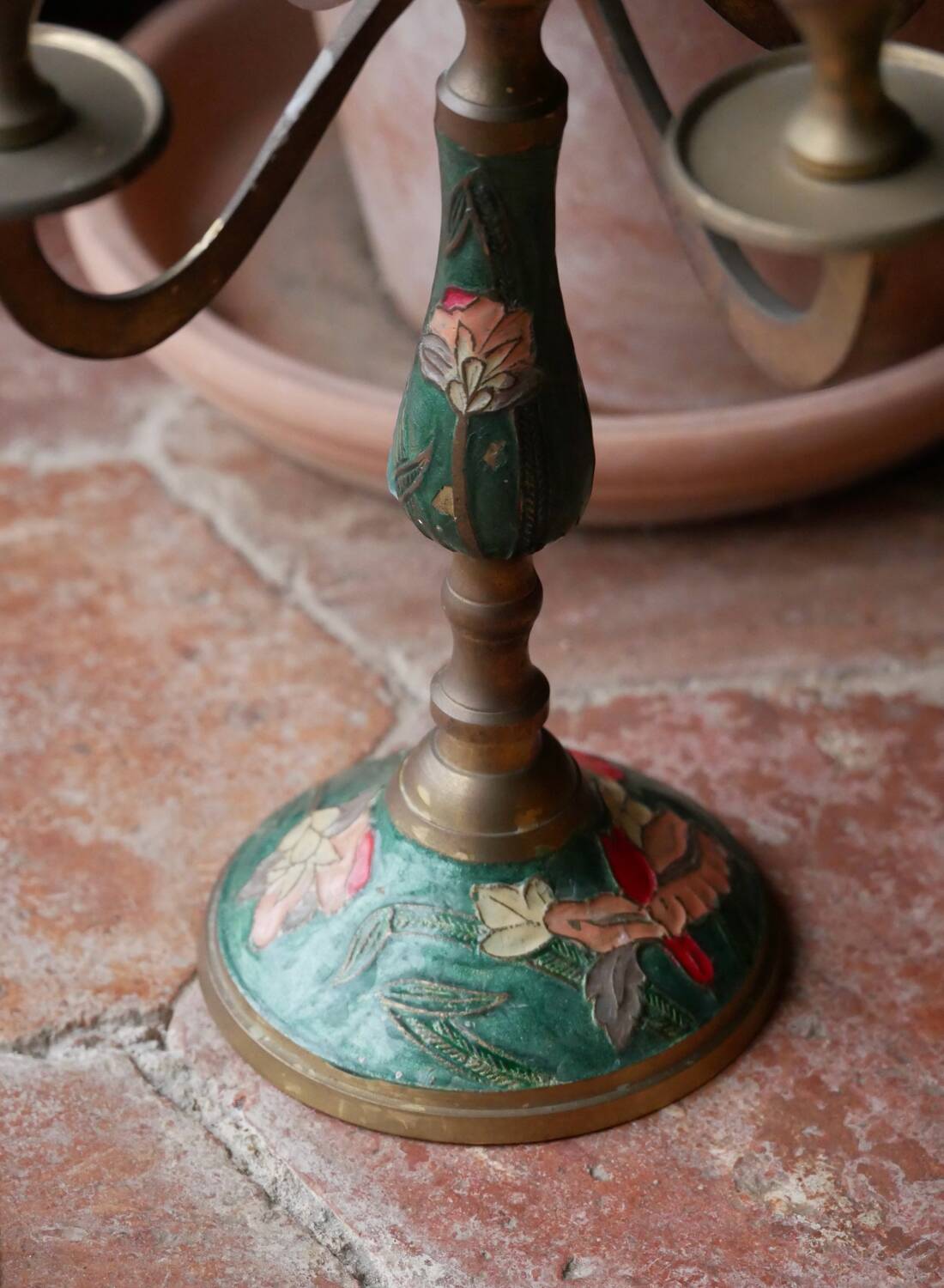 Flower candlestick