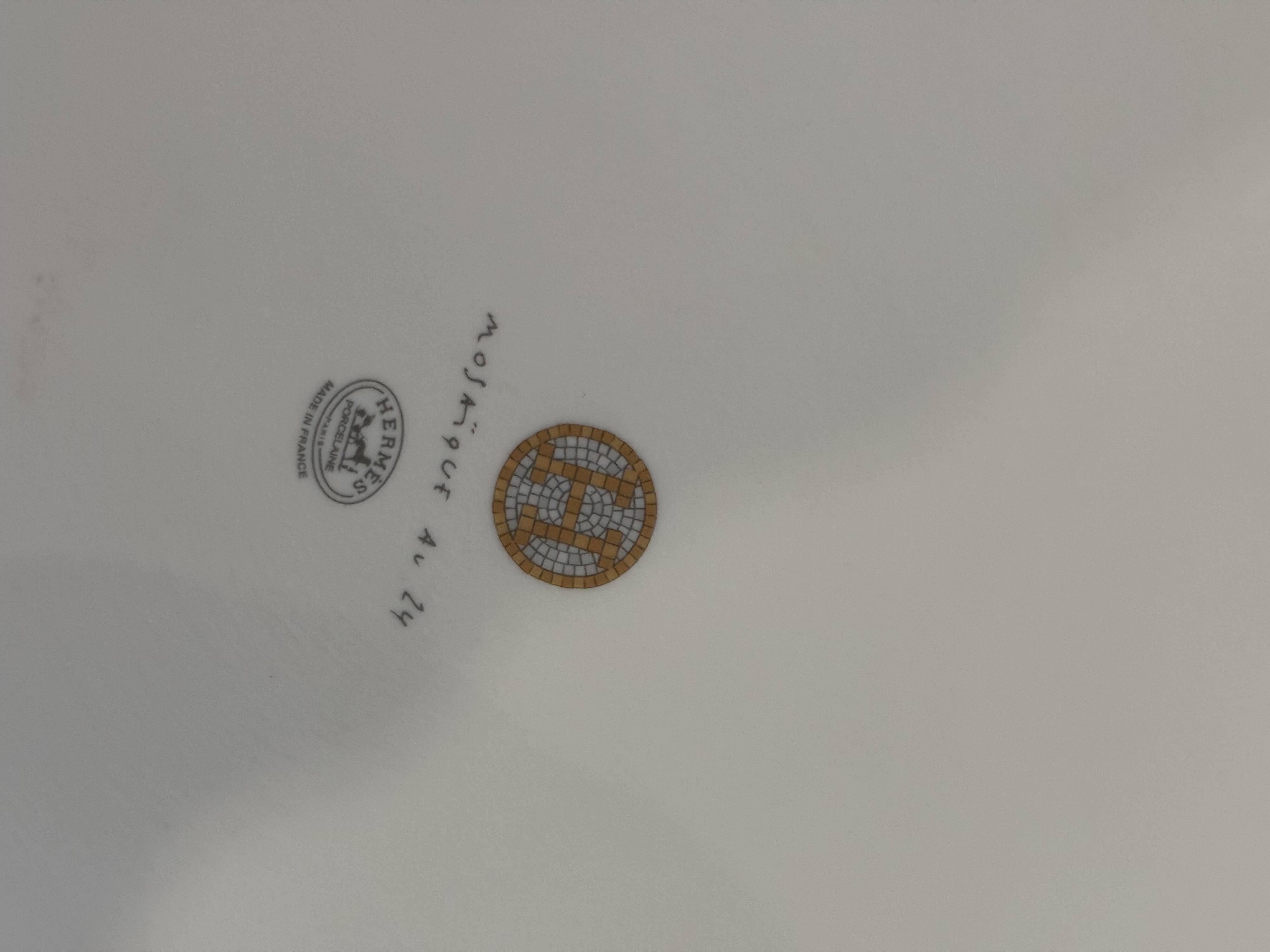 Mosaic tart dish in 24-carat gold by Hermès