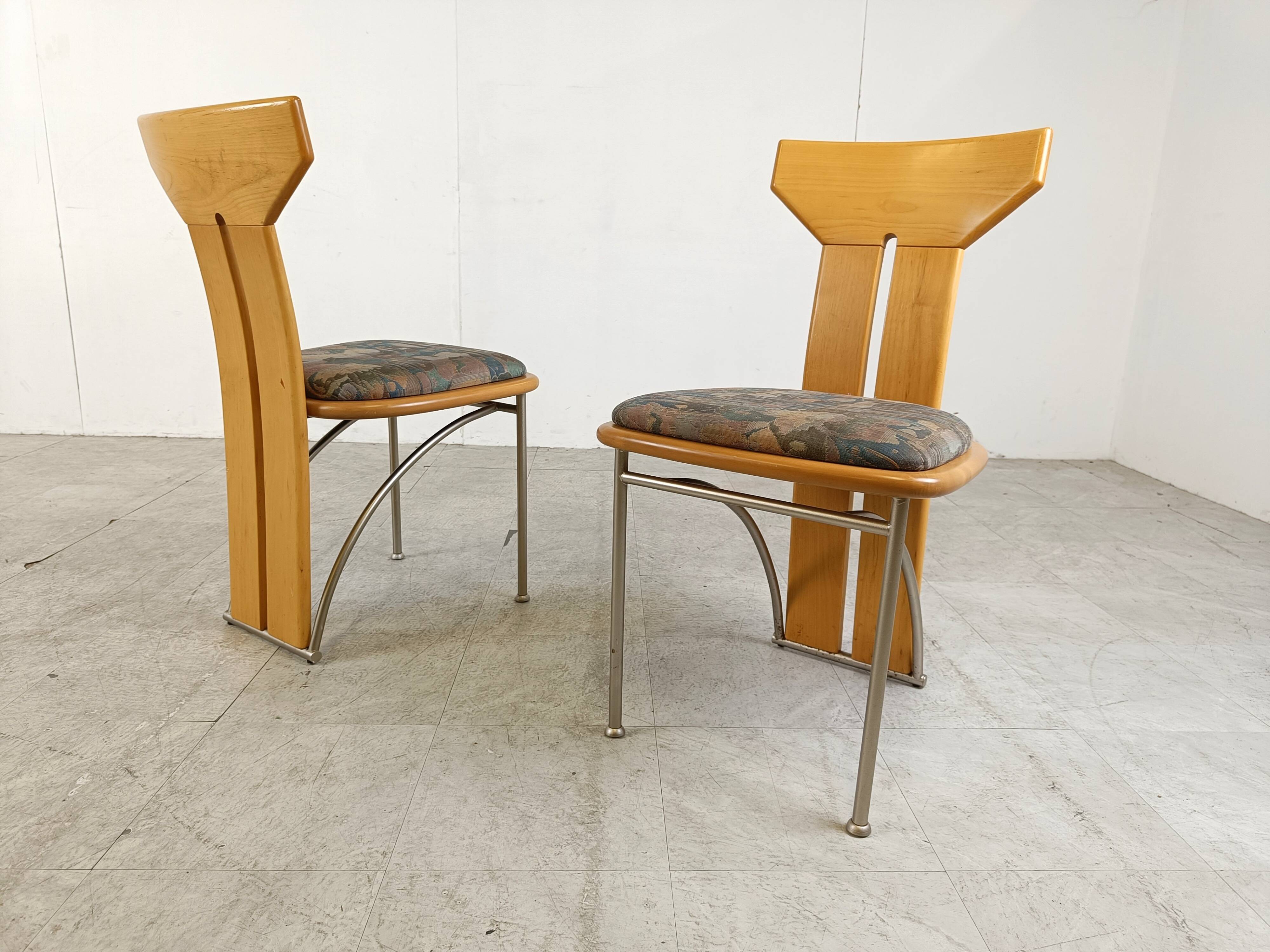 Ensemble de 6 chaises à repas italiennes postmodernes, 1980