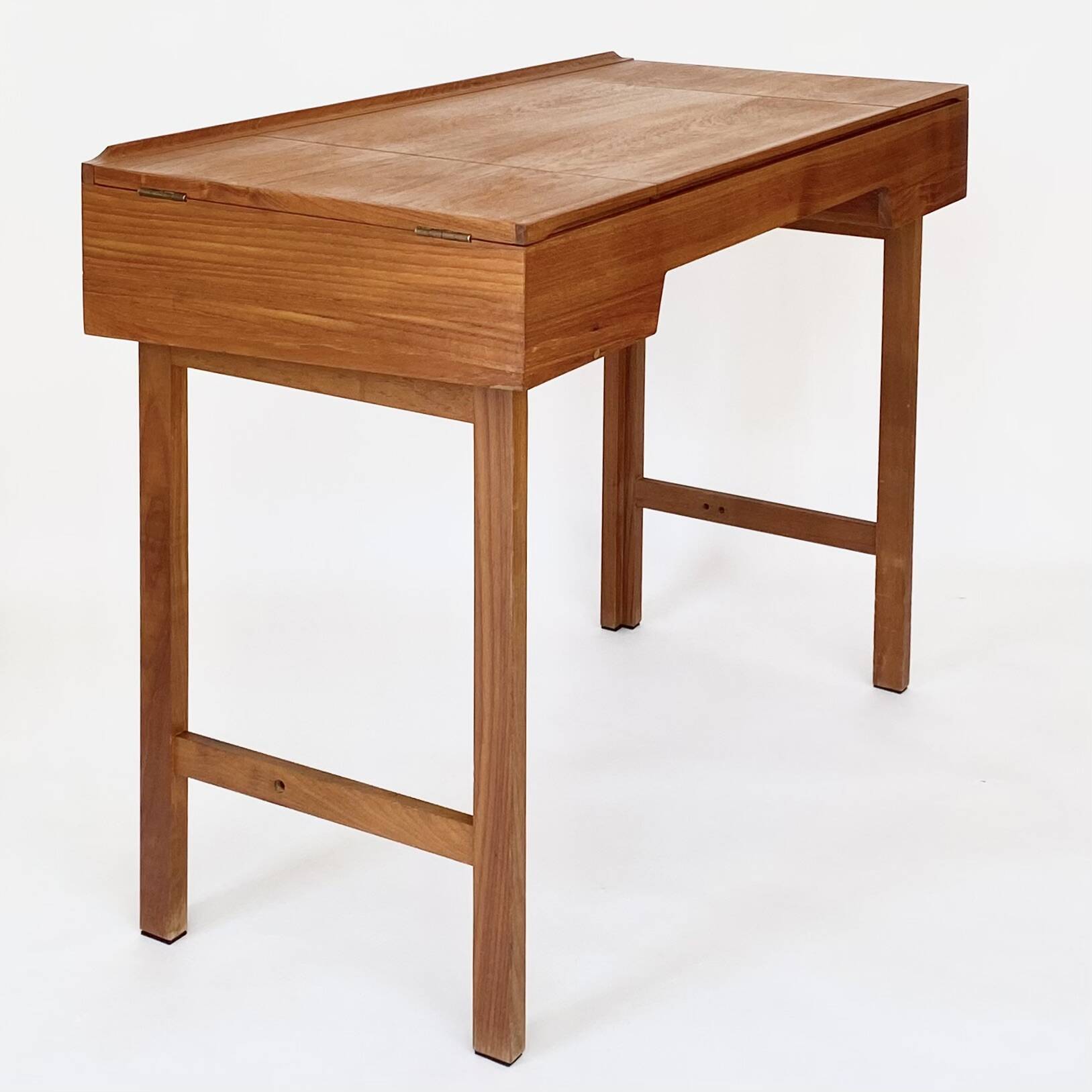 Vintage desk dressing table