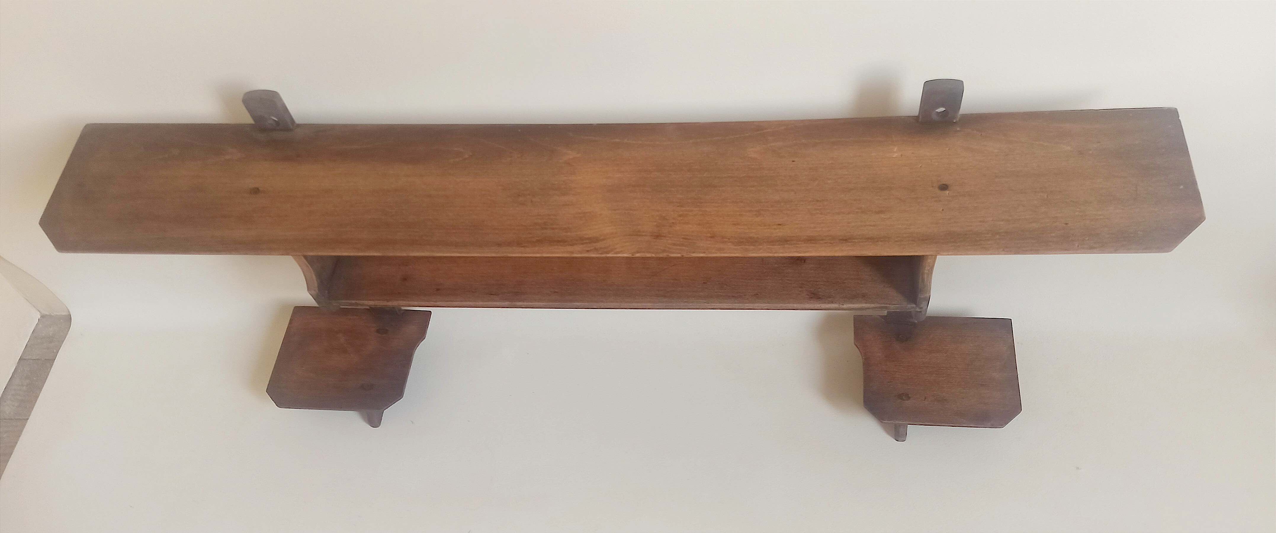 Wall shelf to hang or install 30s
