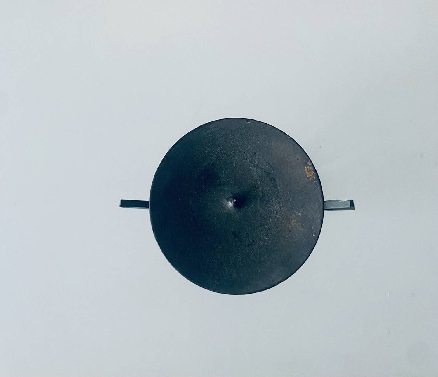 Iron sun candle holder