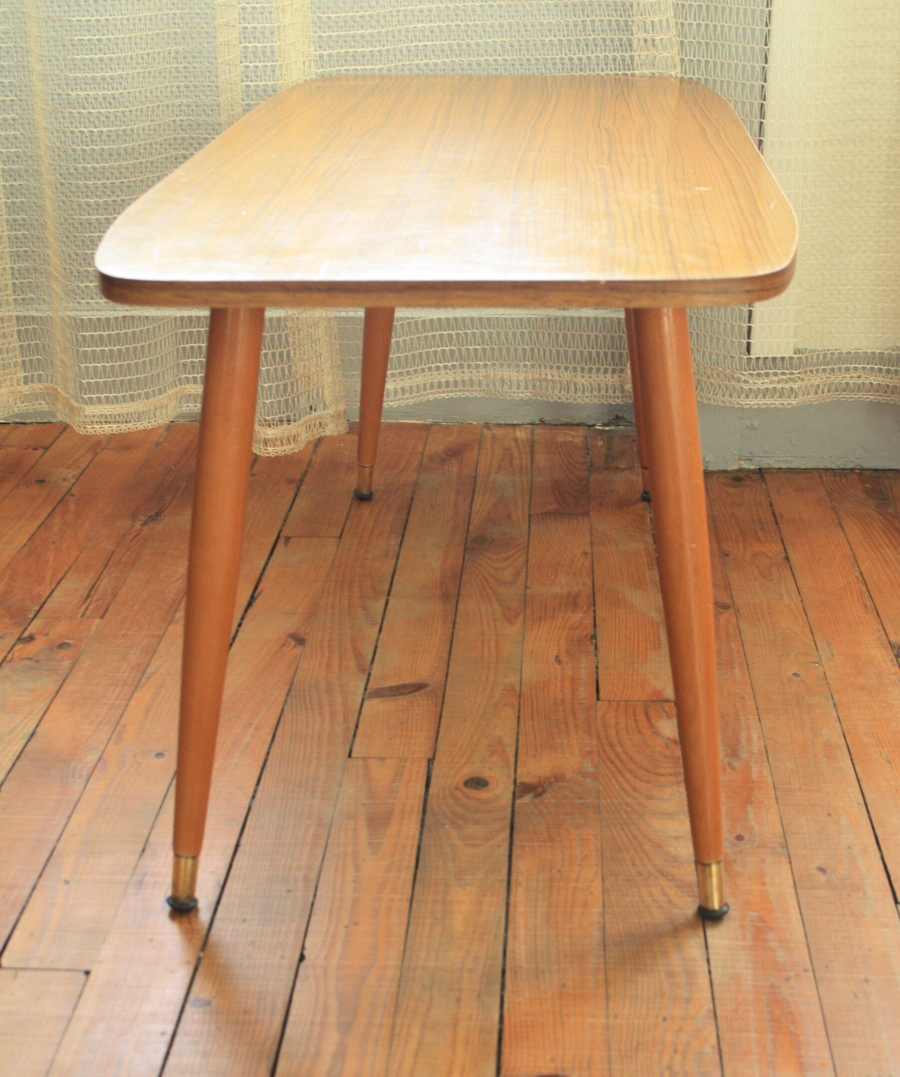 Coffee table wood compass feet
