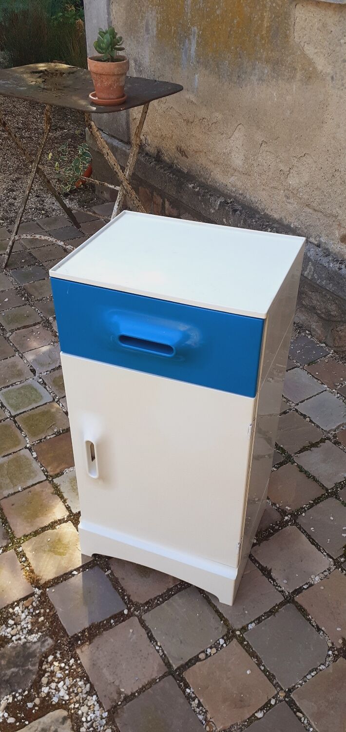 Storage cabinet year 70