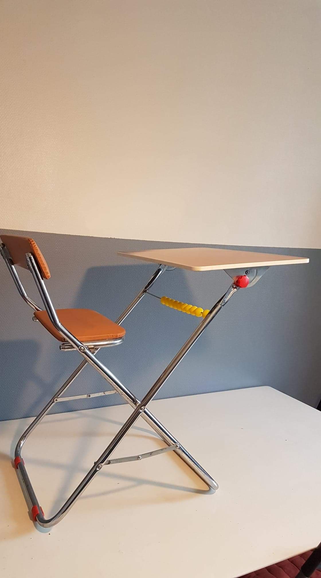chaise bureau pliable pour enfant Gico toys des années 70