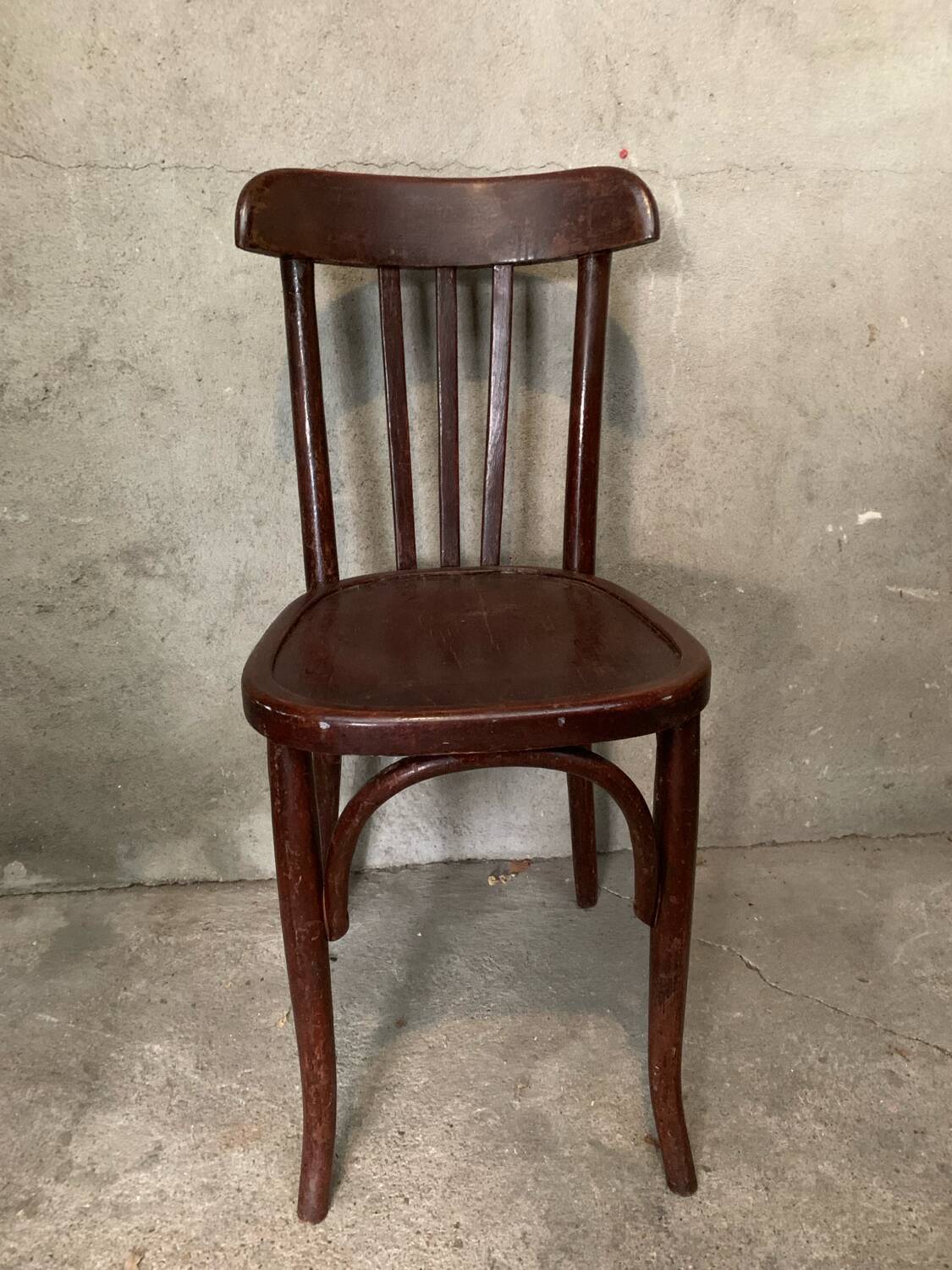 Antoine Bec bistro chair