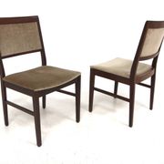Set de 2 chaises scandinave en noyer, Suède, 1970