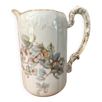 Pot à lait ou crémier porcelaine AP&f décors fleurs