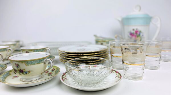 service a the depareille - verrerie et porcelaine - 6 couverts -23 pièces