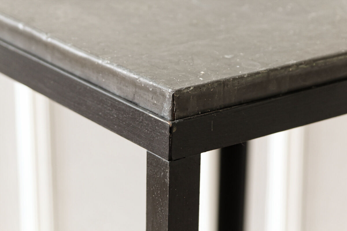 Industrial stele in metal and zinc