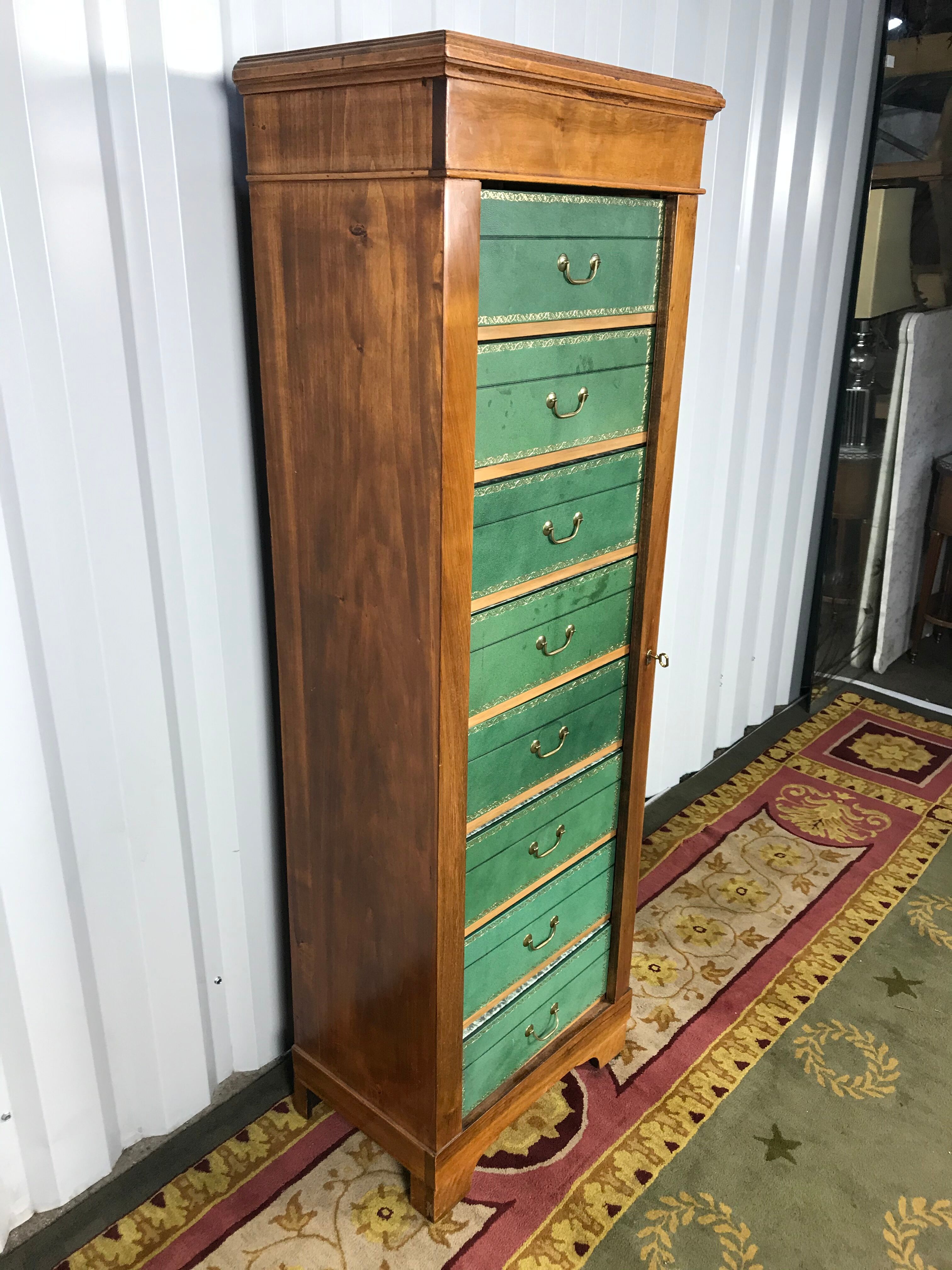 Green leather and walnut cardboard Louis Philippe