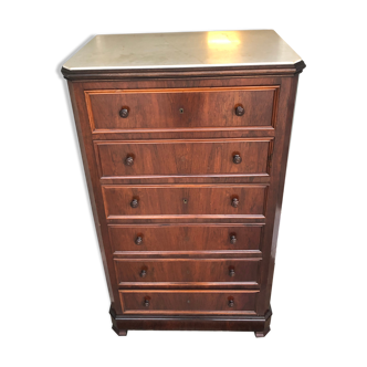 Old six-drawer ragpicker