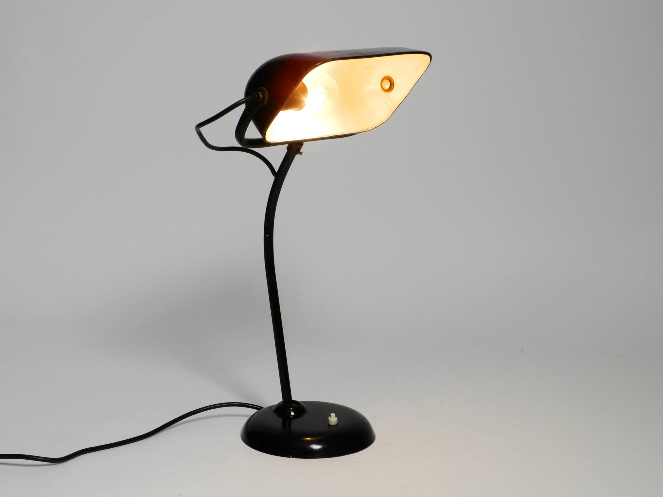 Original 1940s Kaiser Idell industrial metal table lamp model 6581 in black