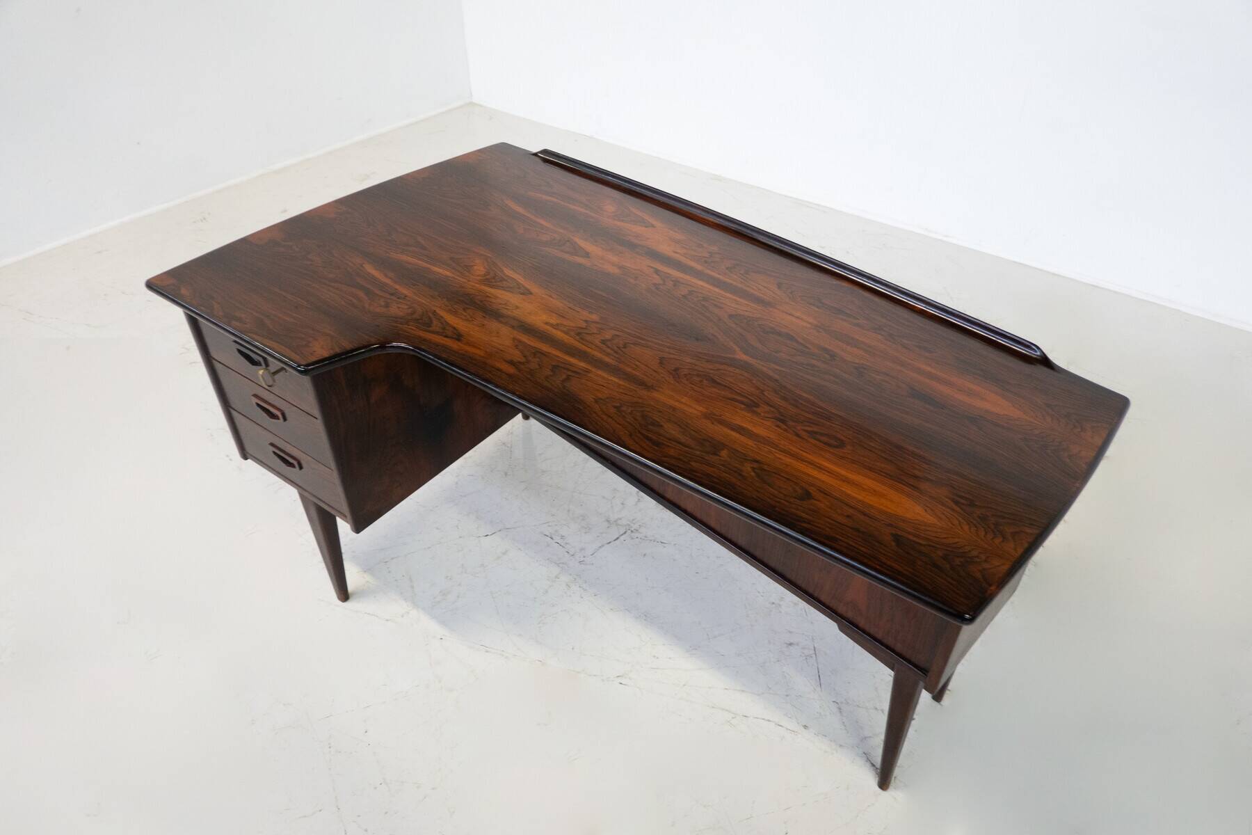 Mid-Century Modern Desk, Italy, 1970s