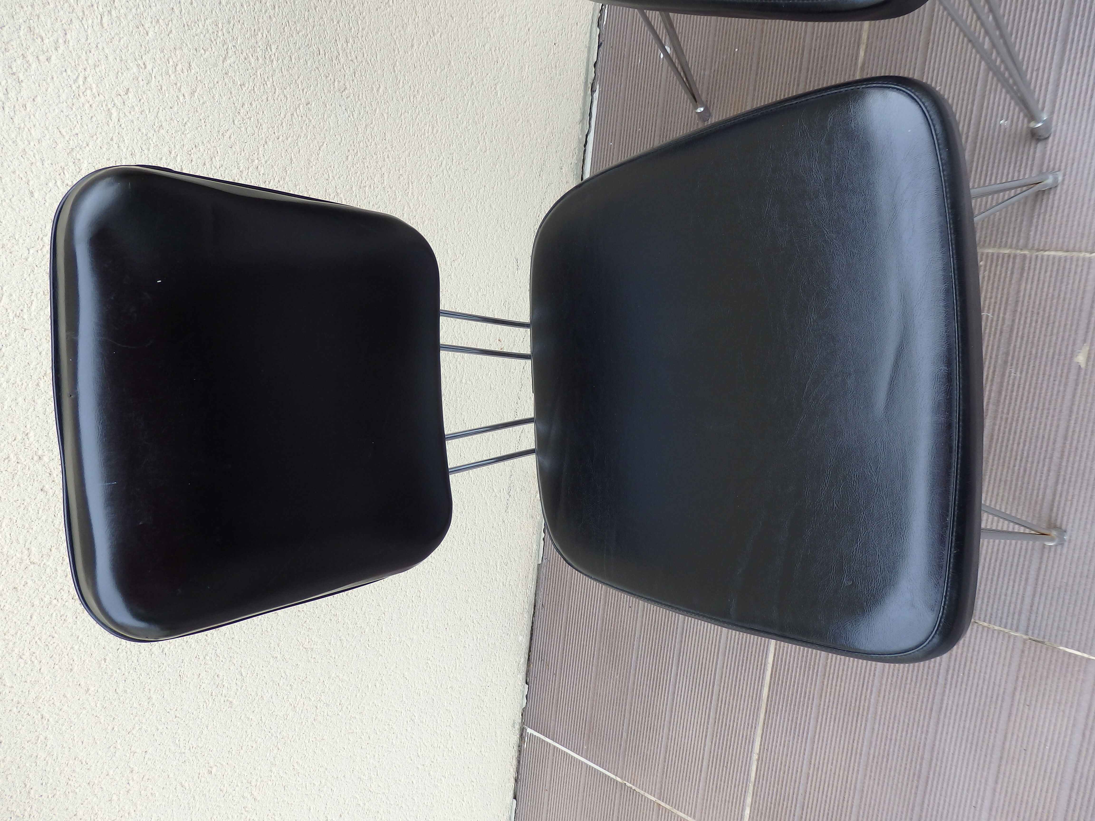 Pair of SIF chairs feet vintage Eiffel