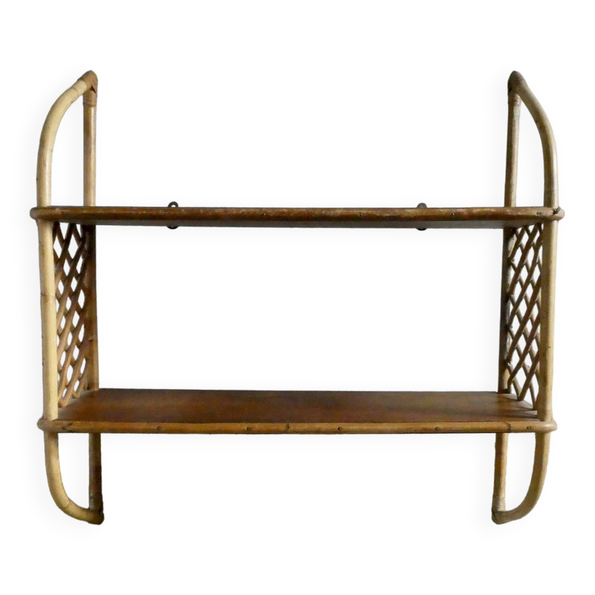 Wall shelf in wood and rattan from the 70s