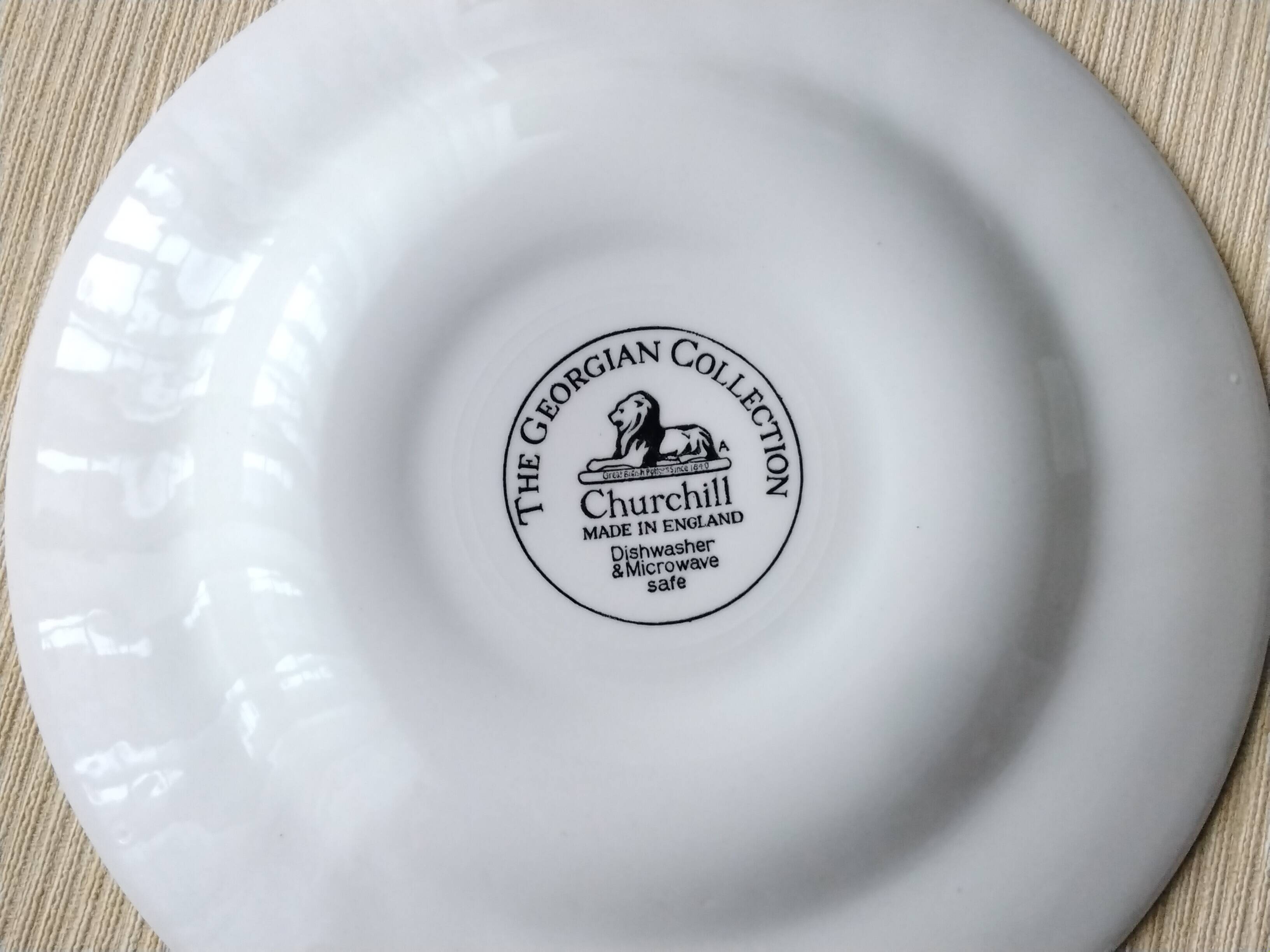 6 Churchill Dessert Plates "Georgian Collection" Model