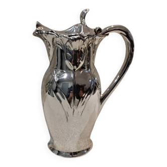 Silver metal jug in Art Nouveau style by the silversmith Gallia, height 26.2 cm.