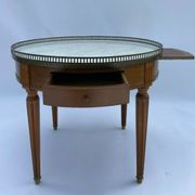 Table bouillote 1950 pied marbre avec galerie style louis xvi