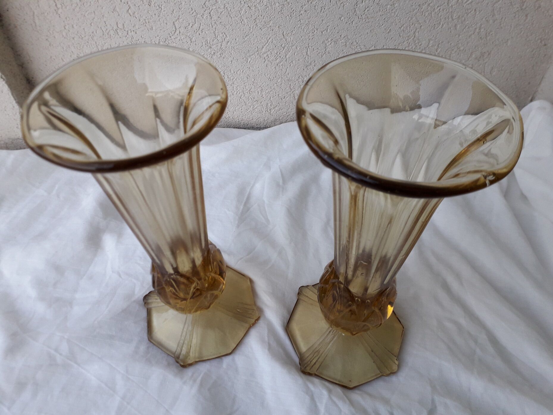 Paire de vases verre