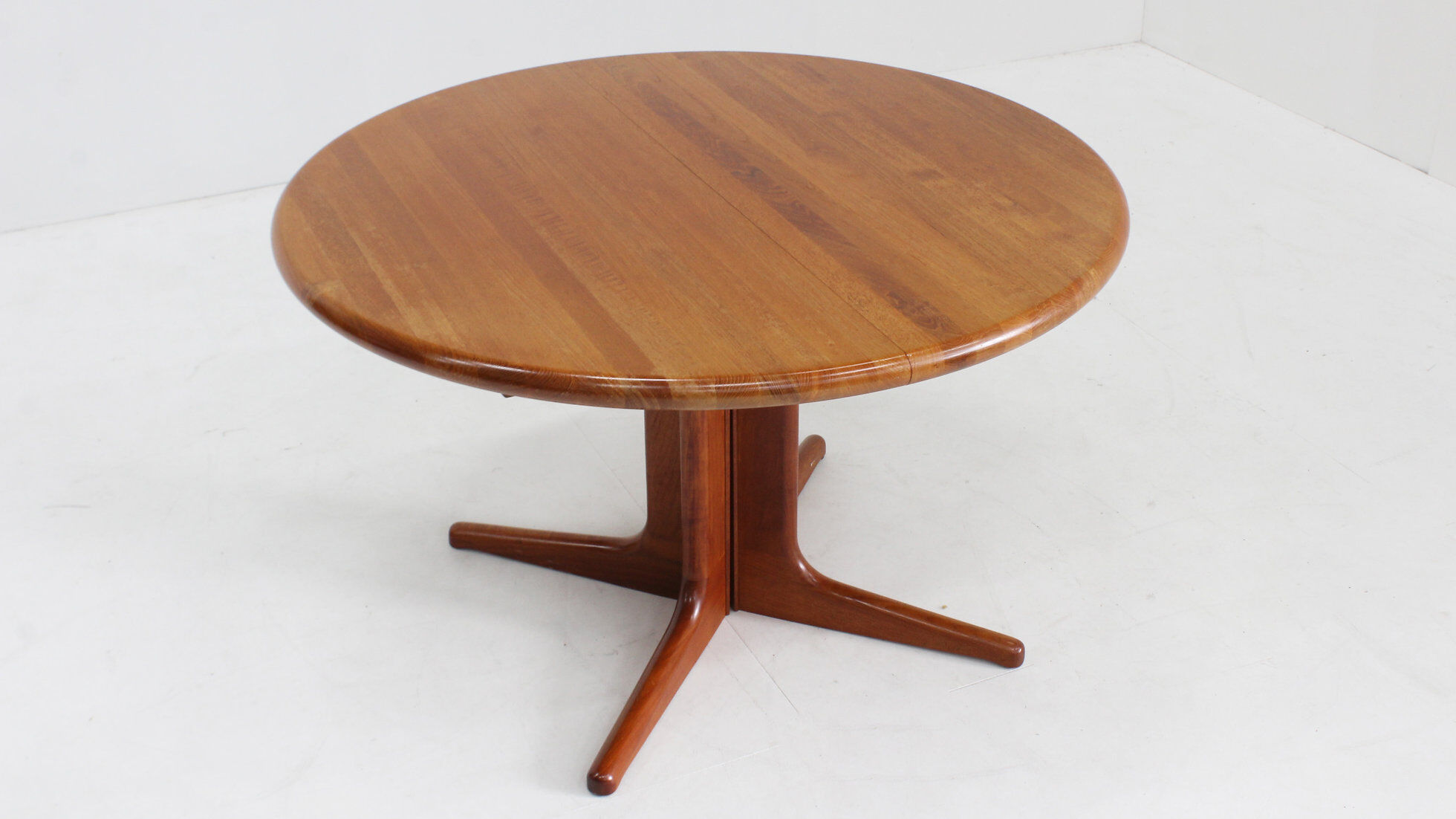 Vintage Glostrup Danish round extendable dining table solid teak