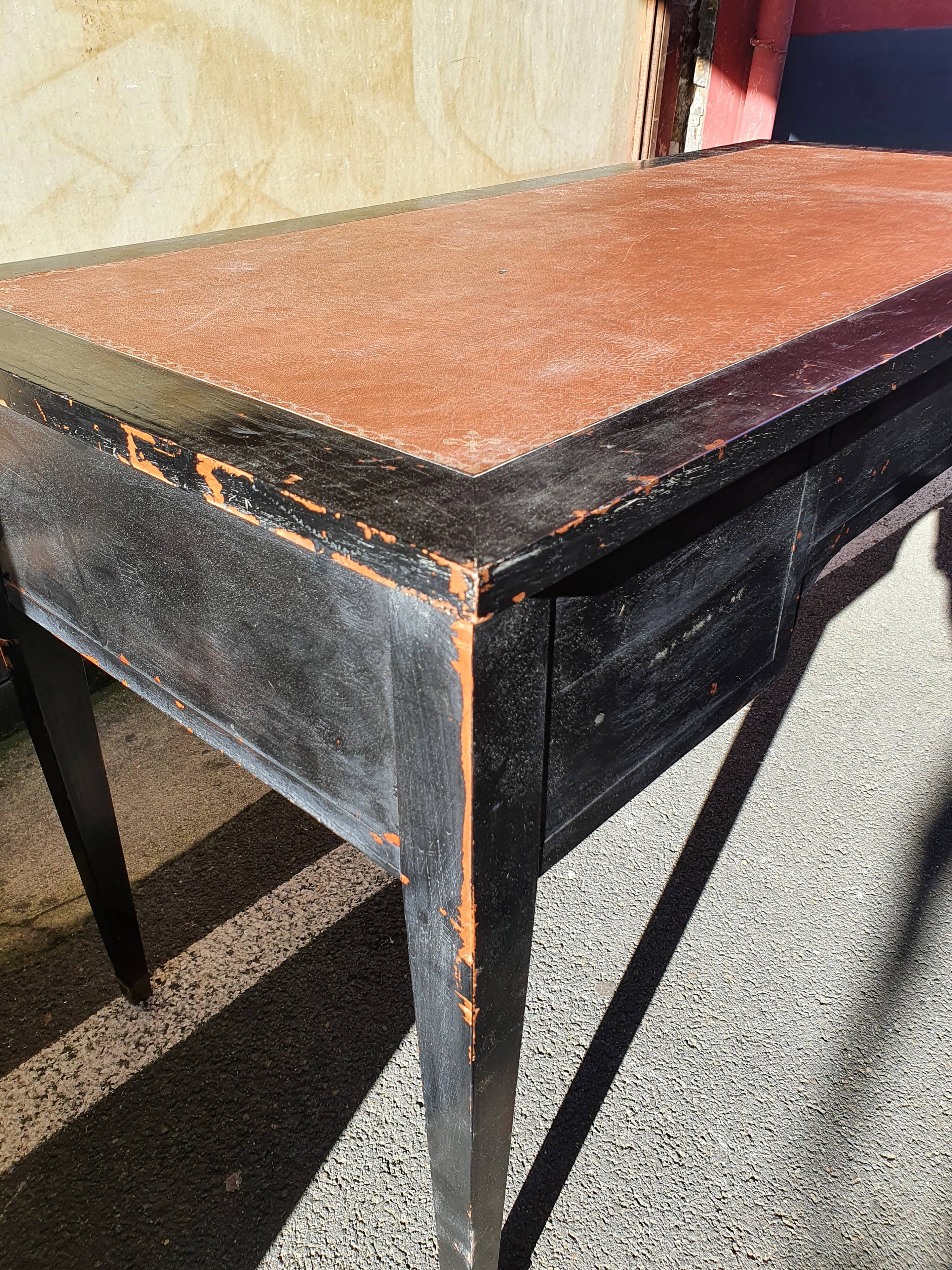 Bureau style Louis XVI - patiné noir - 19ème