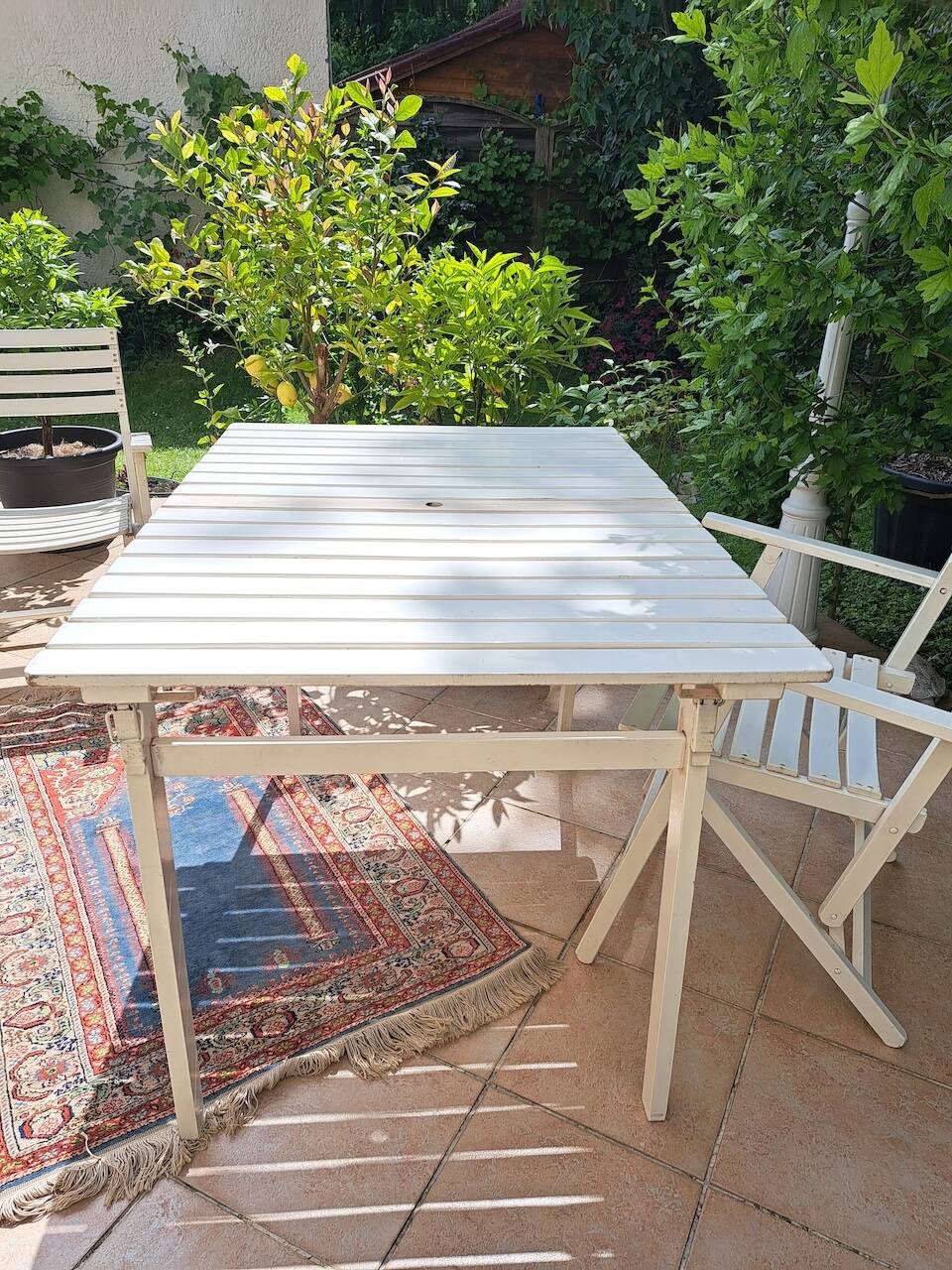 Vintage white wooden garden furniture