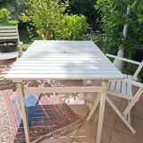 Vintage white wooden garden furniture