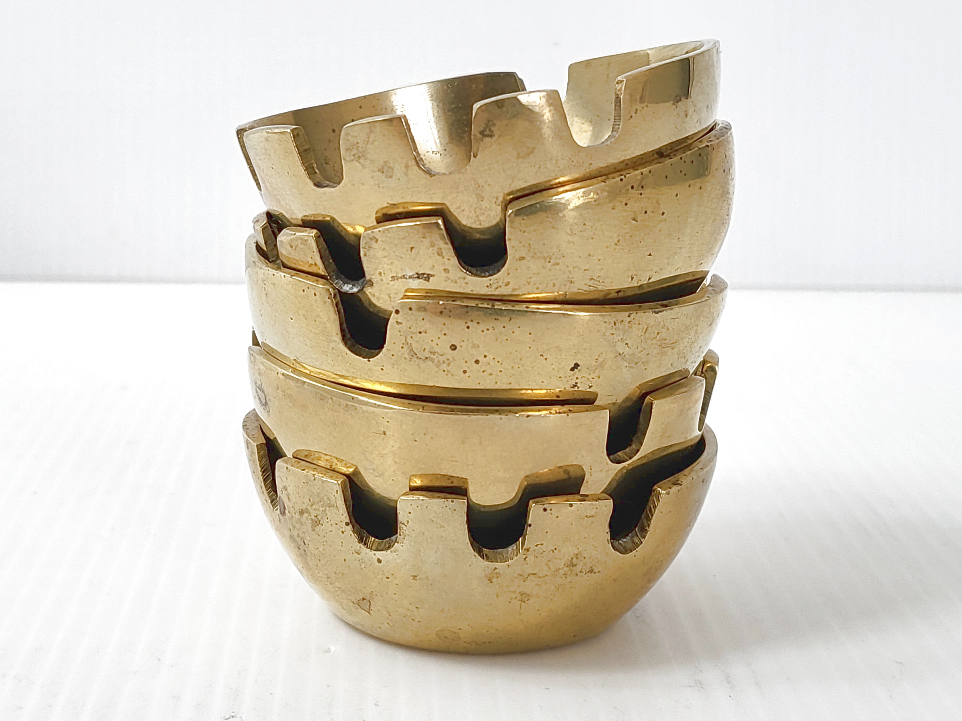 5 vintage ashtrays in gilded brass 1960