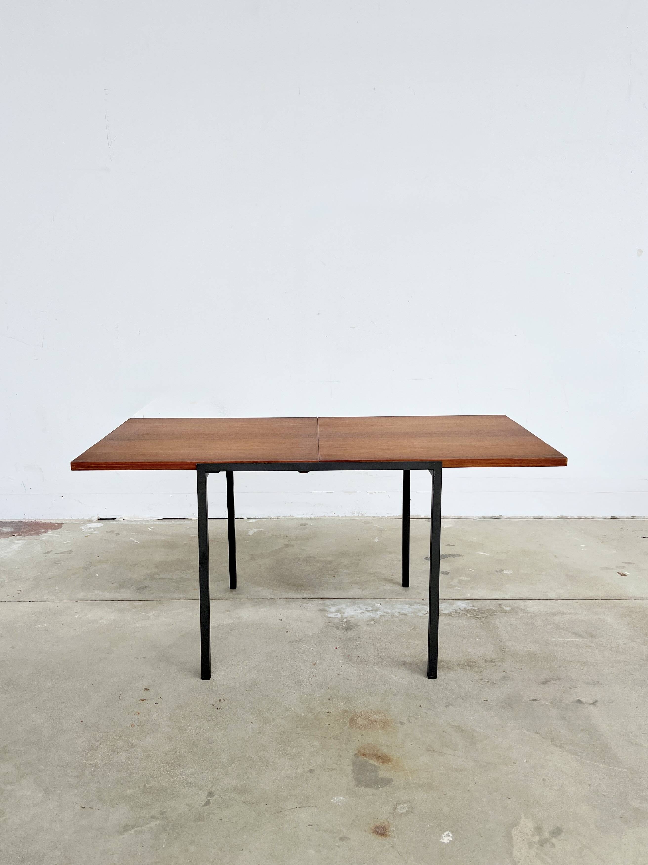 Wilhelm Renz Flip Top Folding Modular Coffee Table – Walnut