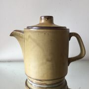 Cafetière en grès scandinave