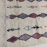 Handmade moroccan berber rug 250 x 146 cm
