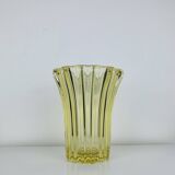 Vase art déco par Pierre D'Avesn, verre jaune