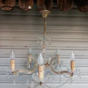 Very beautiful Venetian chandelier with 5 lights / complete and in working condition.