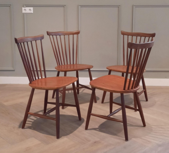 Set of 4 SH41 dining table chairs by Yngve Ekström for Nesto Pastoe 1960