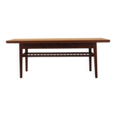 Table basse en teck danois avec étagère, années 1960