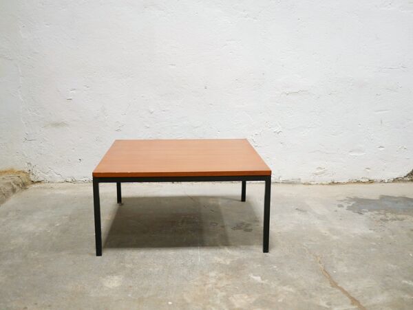 Table basse moderniste carrée vintage en teck et en métal