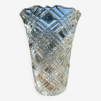 Chiseled glass vase from the 1950s