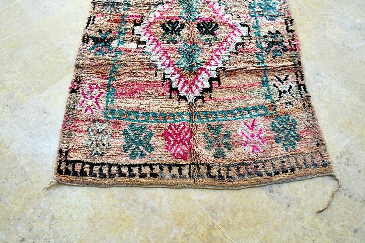 Moroccan Berber rug Boujaad 250 x 150 cm New