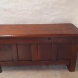 Massive oak chest bench