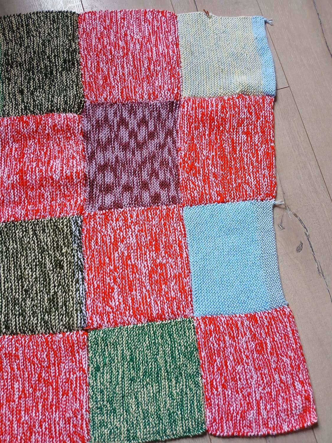 Plaid patchwork hand-knitted