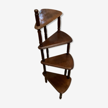Shelf stairs plant support