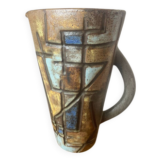 Ceramic pitcher by Alexandre Kostanda